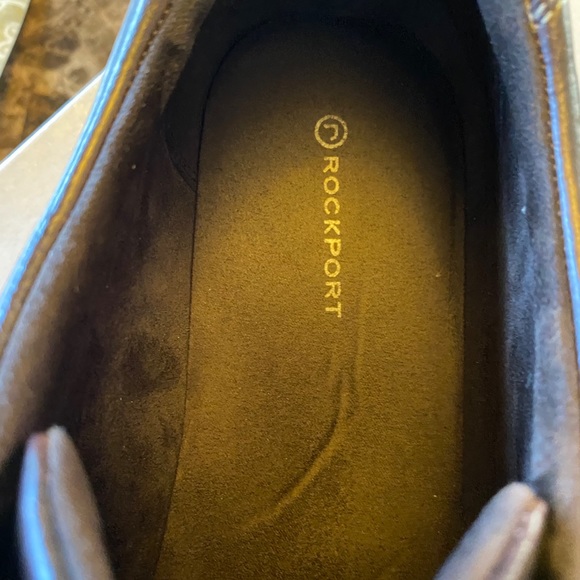 Shoes - Picture 6 of 7